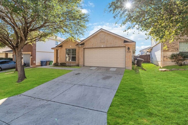 Photo - Gorgeous 3 bedroom, 2 bath home with a study near the Forum & Randolph AFB!