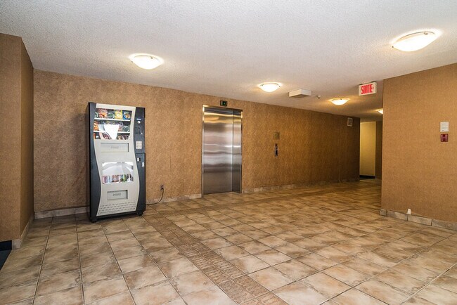 Photo - 66 Bd René-Lévesque E Unit SI ID1283832P