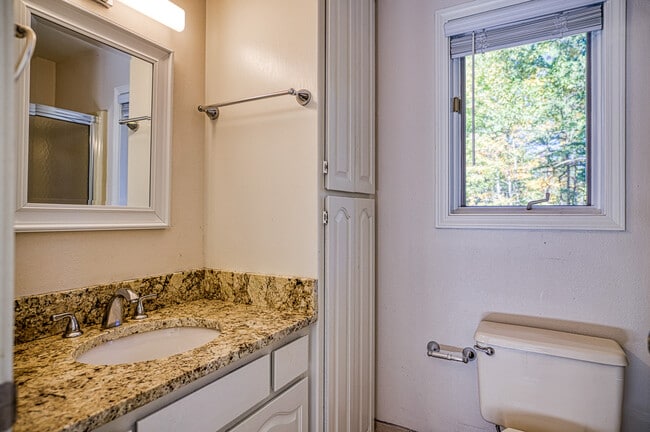 Photo - 67 Canaria Way