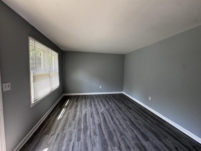 Photo - 2085 Cosmos Dr