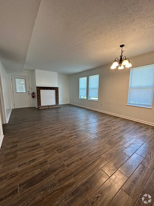 Building Photo - 105 Howell Way Unit 105 Howell Way - 2 Rental