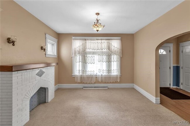 Photo - 120 Aldrich Pl