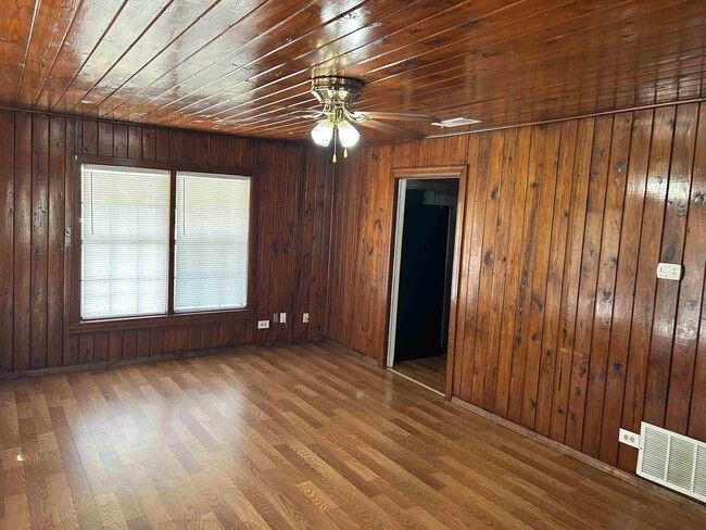 Photo - 3-Bedroom Home with Large Yard – Close to Schools!