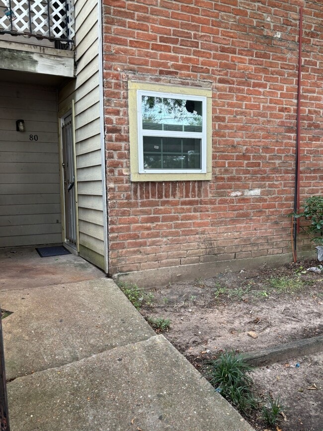 Building Photo - 10601 South Dr Unit 80 Rental