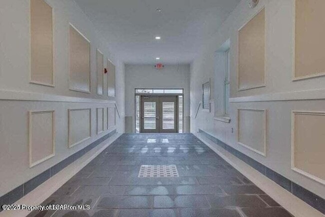 Photo - 19 N River St Unit 403