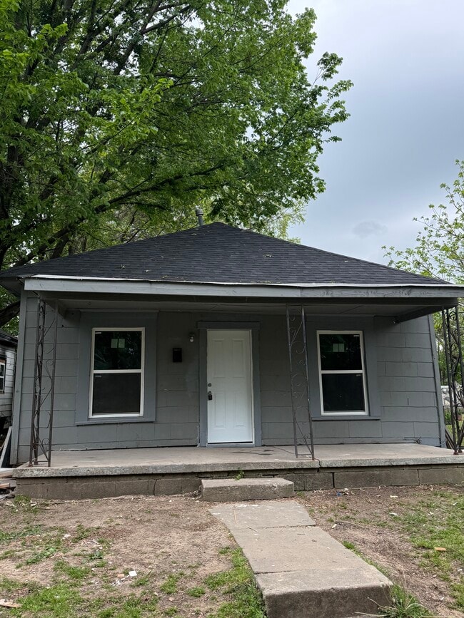 Photo - 125 Butler St