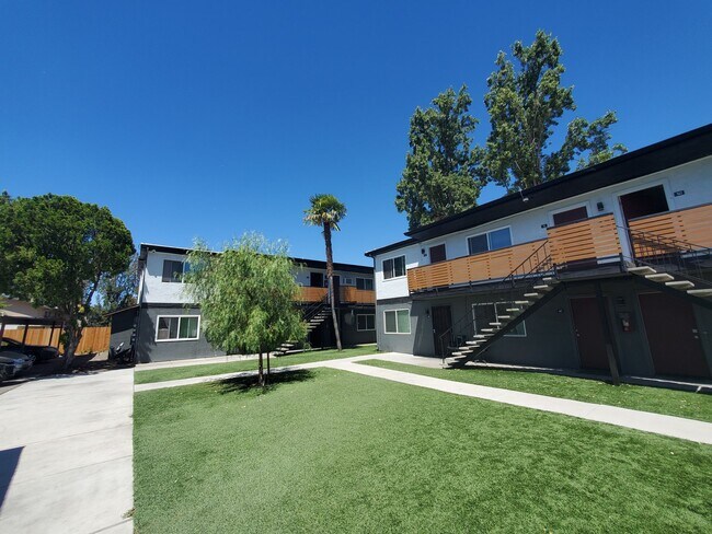 La Madera Apartments