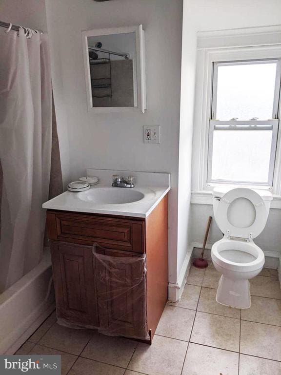 Photo - 410 E Roosevelt Blvd