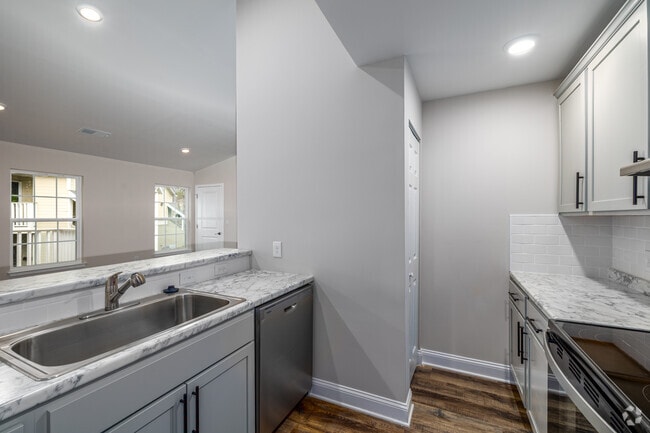 E2 2BR, 2BA - 1,120 SF - Kitchen