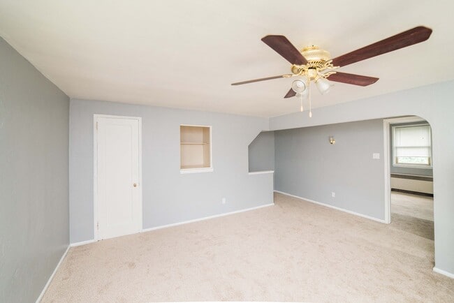 Photo - Brentwood Towne Apartments