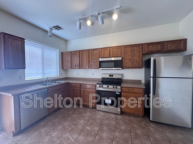 Photo - 2047 S Starling Dr