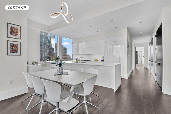 Photo - 172 Madison Ave