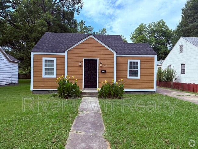 Building Photo - 2677 Larose Ave Rental