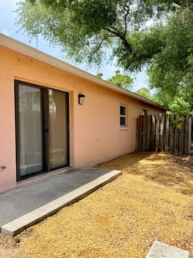 8388 S Tamiami Trl Unit 181