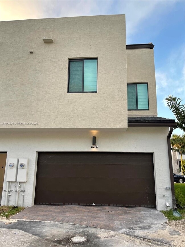 Photo - 8118 NW 42nd St