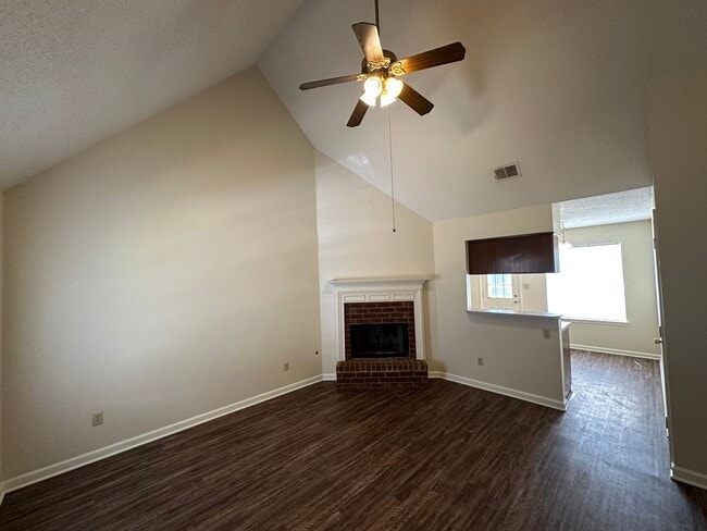Photo - 3 Bedroom, 2 Full Baths in Horn Lake, Wellington Square Subdivision