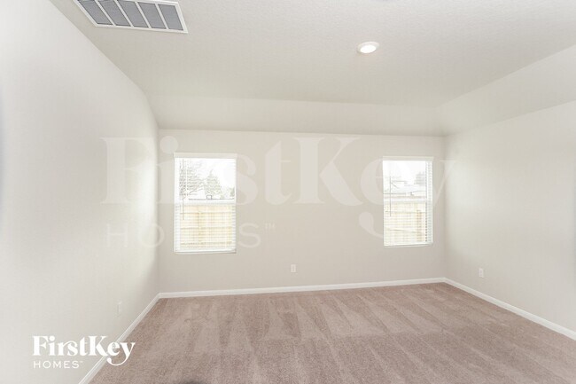 Photo - 14918 Bog Mill