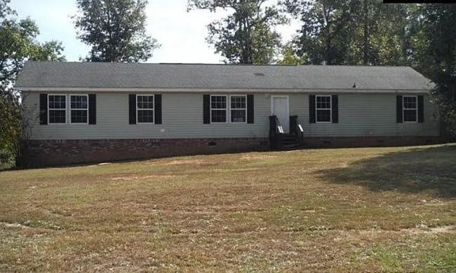 Building Photo - 1785 Three Branches Rd Rental