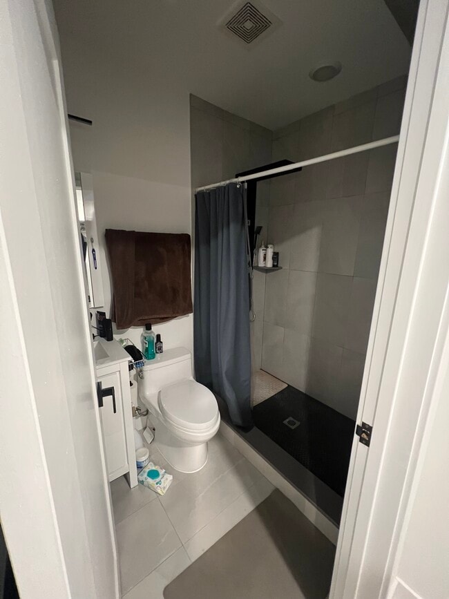 Photo - 1610 W Montgomery Ave Unidad 1F