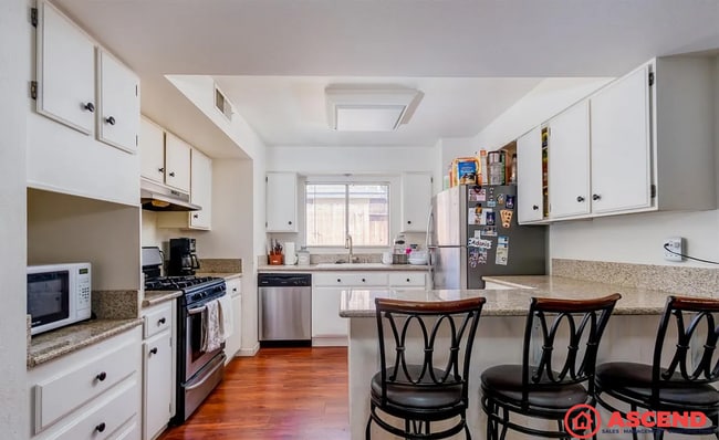Photo - Cozy 3BD/2BA Home in Bakersfield's 93306 — Fully Equipped, Fireplace, Solar & All Pets Welcome!