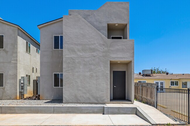 3315 Clairemont Mesa Blvd Unit 2