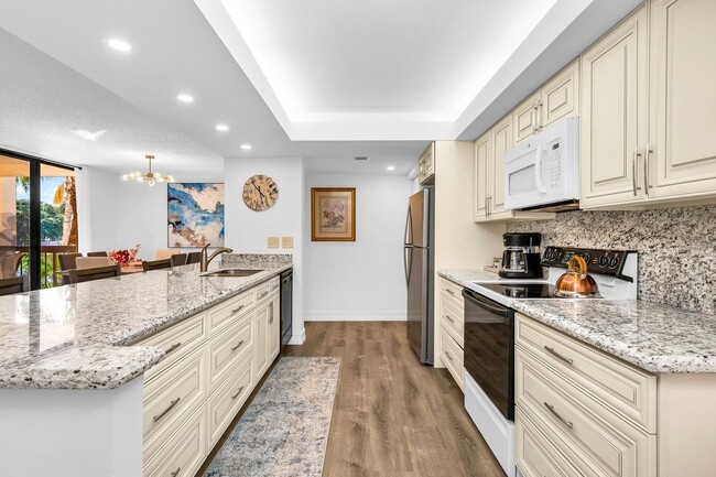 950 Egret Cir Unit 5209