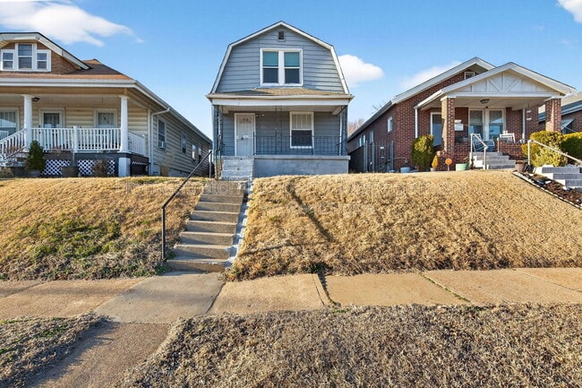 Building Photo - 4555 Ruskin Ave