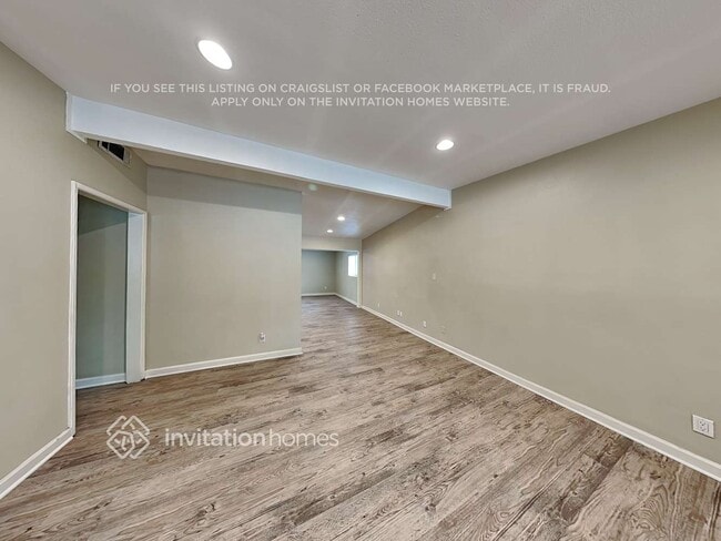 Photo - 12601 Mercer St