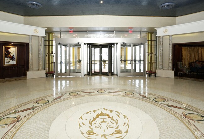 Photo - 595 River Rd