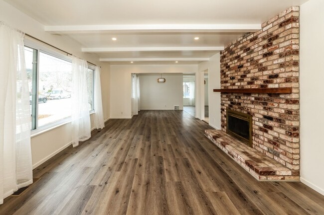 Photo - 3 Bedroom Home Available In Albany!