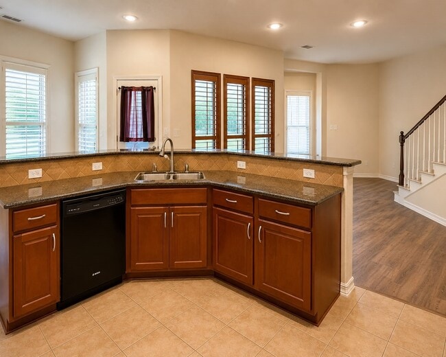 3511 Cedar Hill Ct