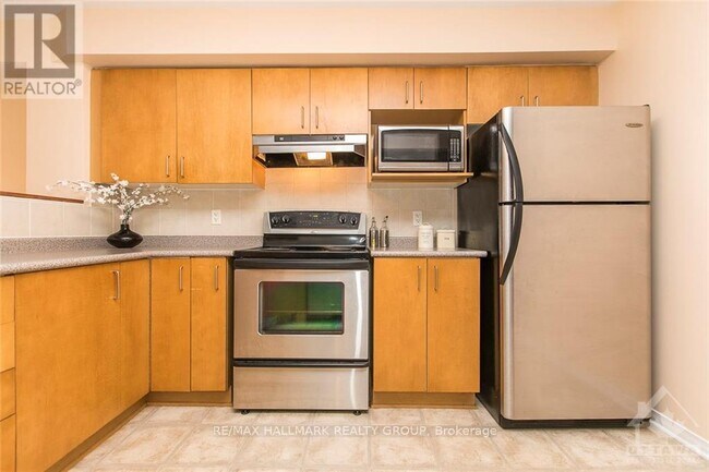 Photo - 124 Tall Oak Private