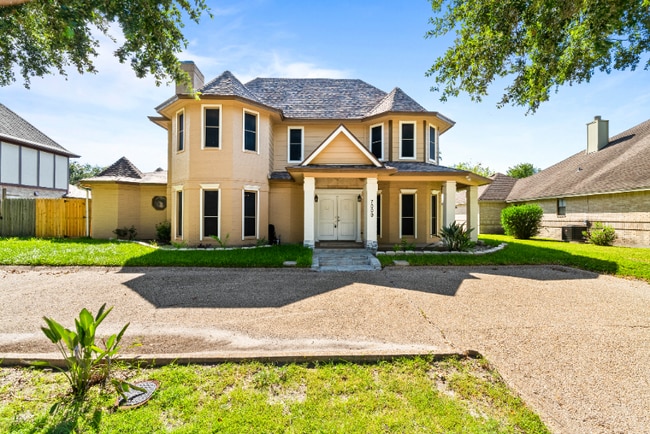 Building Photo - 7009 Bevington Dr Rental