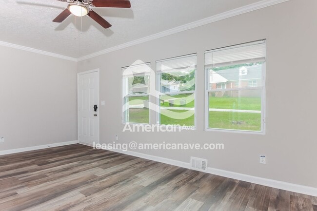 Photo - 3941 Mosley Dr