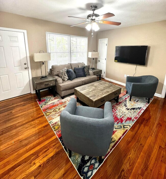 Photo - 786 Arkansas St House