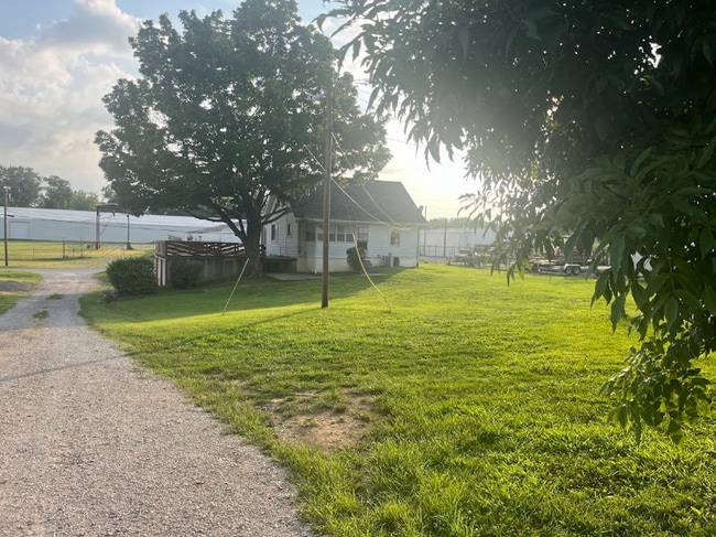 Photo - 1322 Emery Xing Rd