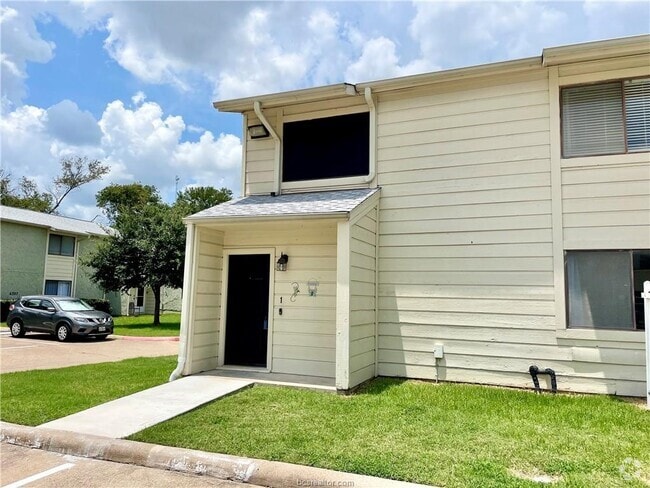Building Photo - 4511 Carter Creek Pky Rental