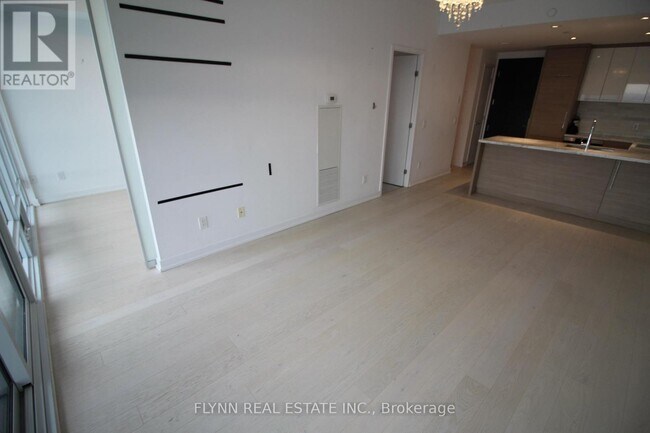 Photo - 488 University Ave Unit 3412