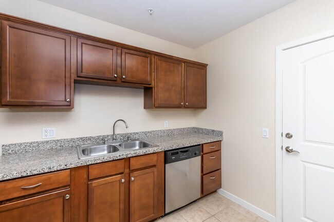 Vineyards at Palm Desert Apartment Homes