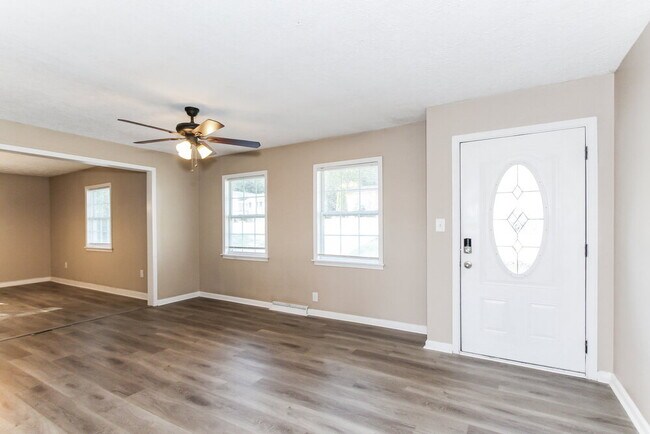 913 5th Way