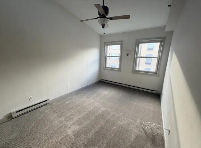 Photo - 132 Jackson St Unit 2RS