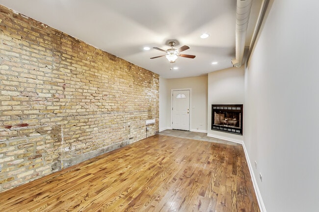 Photo - 1802 N Sheffield Ave Unidad R