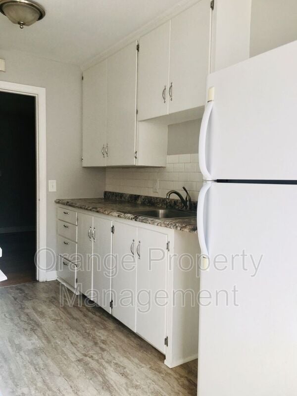 Building Photo - 824 N 46th St Unit #1 Rental