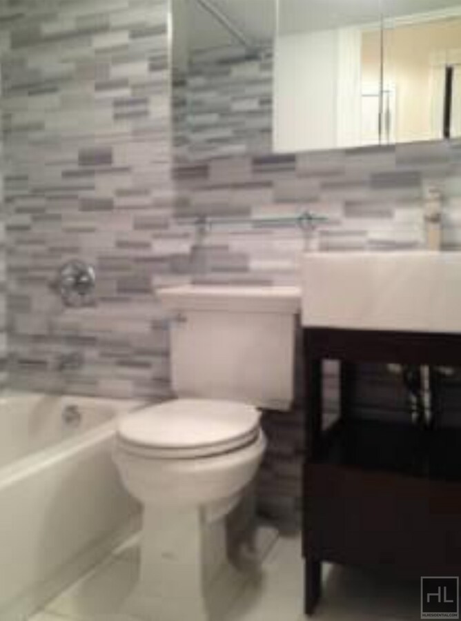 Photo - 10TH AVE. Unit 1A