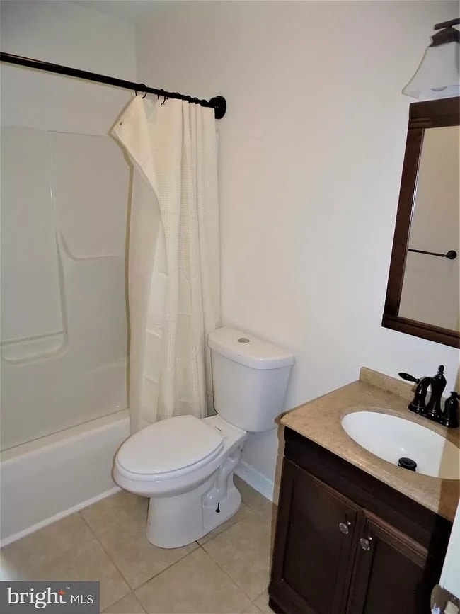 25 Stadium Cir
