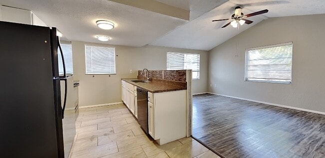 Photo - 7431 San Moritz Dr