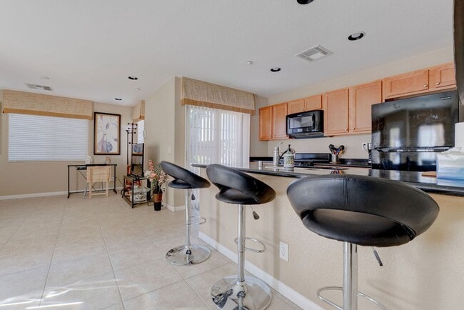 Photo - 7765 Floral Fabric Ct