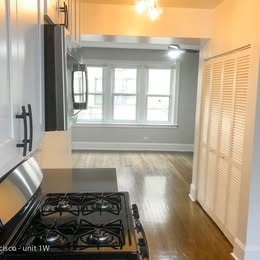 Photo - 4055 N Francisco Ave Unit A