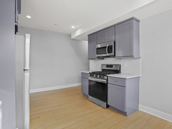 Photo - 775 Atlantic St Unit 3L