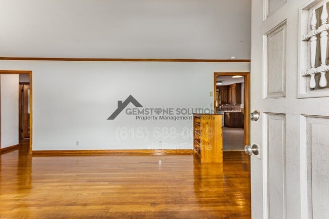 Photo - 2610 Carter Ave